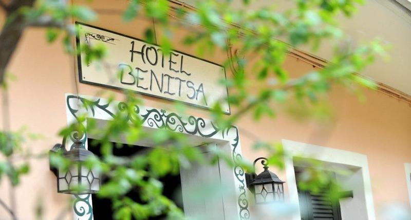 Benitsa Beach Hotel Achílleion Extérieur photo